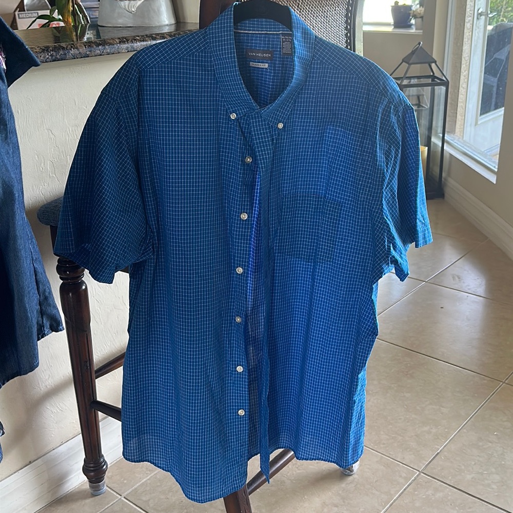 Men’s Van Heusen Shirt